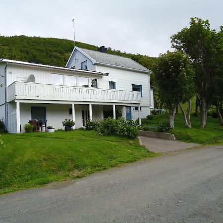 Peaceful Farm Apartment Bostad Bagian luar foto